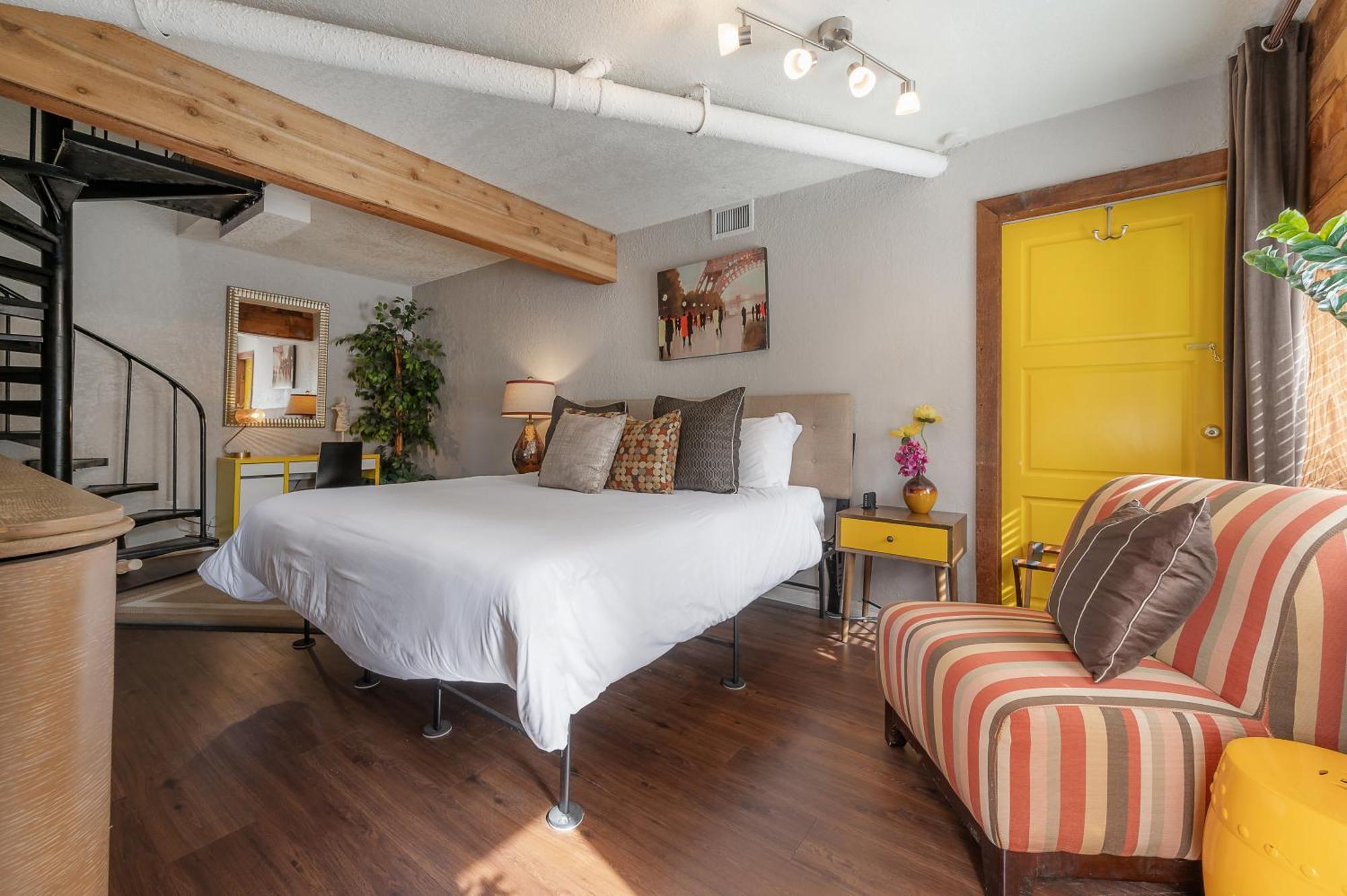 Hidden Couples Loft Retreat In Heights Foodie District Tampa Esterno foto